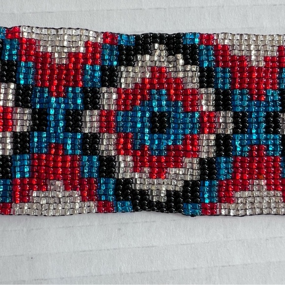 Huichol Beaded Bracelet Handmade Boho Western Tribal Patriotic Mexican Folk Art - Picture 4 of 4